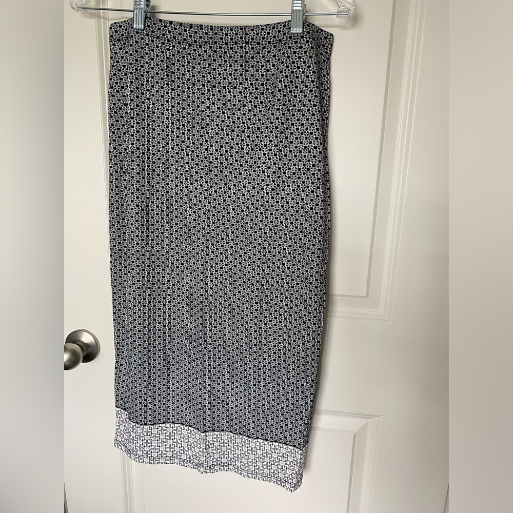 Max Studio’s Long Skirt